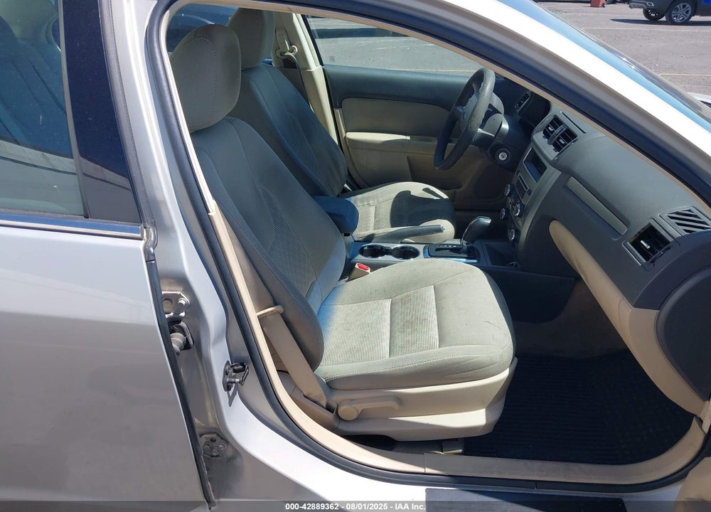 2010 FORD FUSION VIN: 3FAHP0HA5AR155209