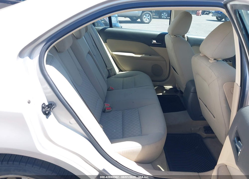 2010 FORD FUSION VIN: 3FAHP0HA5AR155209