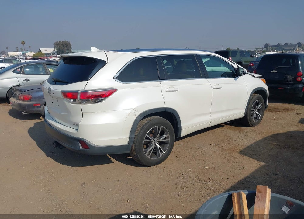2016 TOYOTA HIGHLANDER XLE V6 VIN: 5TDKKRFH4GS165769
