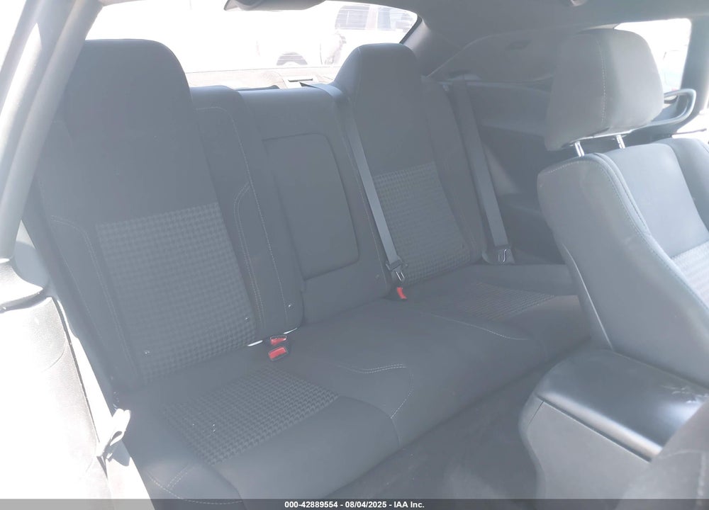 2018 DODGE CHALLENGER VIN: 2C3CDZAG6JH138645