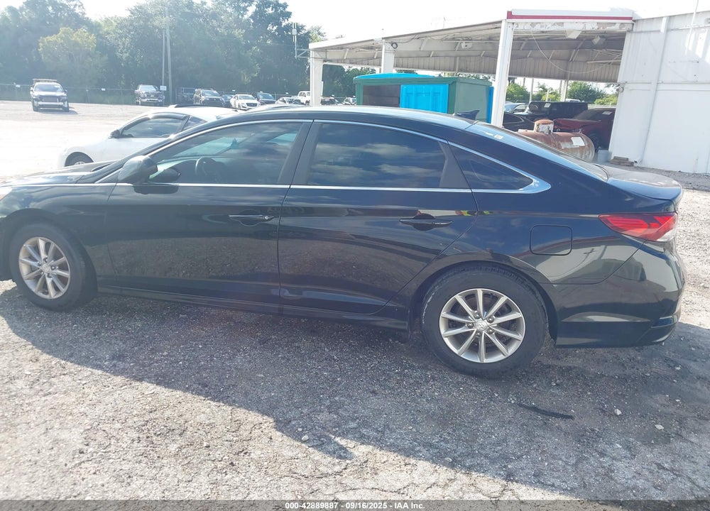 2018 HYUNDAI SONATA VIN: 5NPE24AF1JH597870