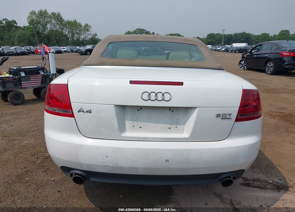 2008 AUDI A4 2.0T VIN: WAUDF48H68K004617