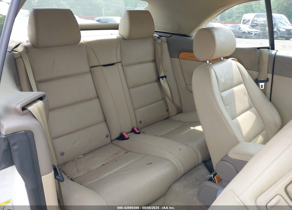 2008 AUDI A4 2.0T VIN: WAUDF48H68K004617