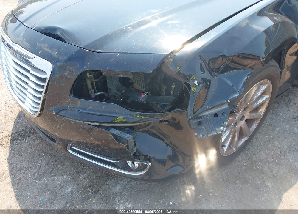 2013 CHRYSLER 300 VIN: 2C3CCAET5DH650381