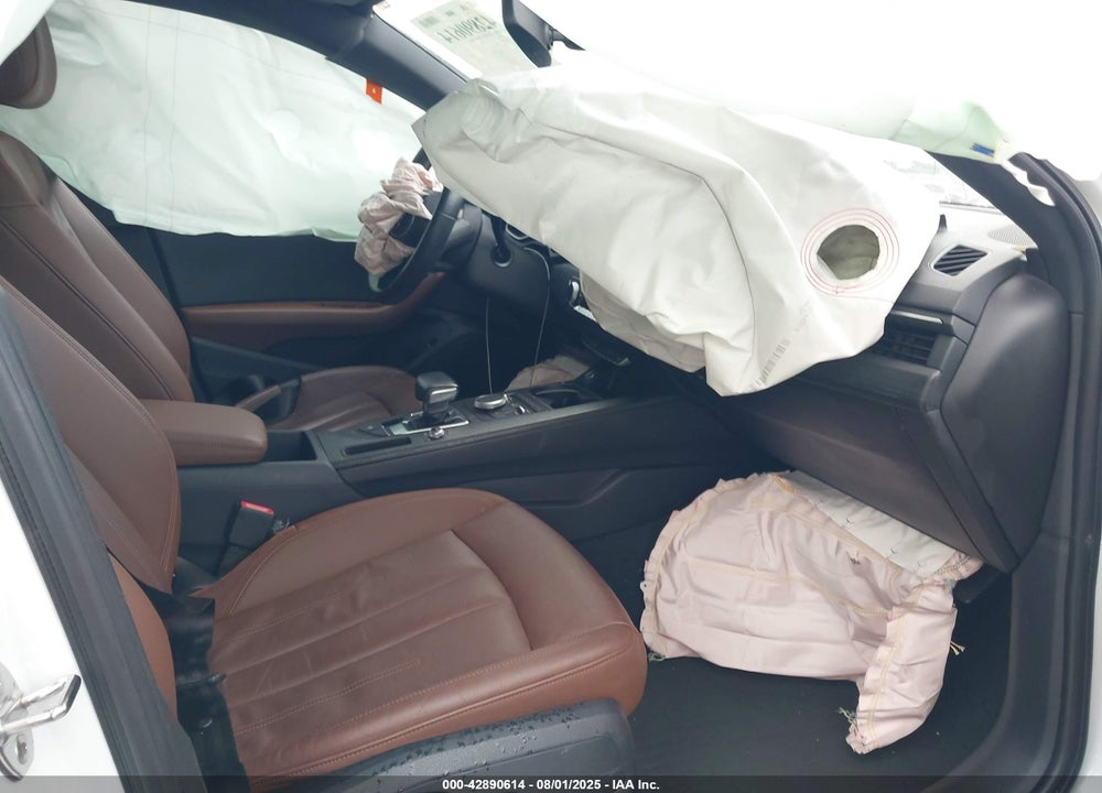 2017 AUDI A4 2.0T PREMIUM VIN: WAUANAF45HN023811