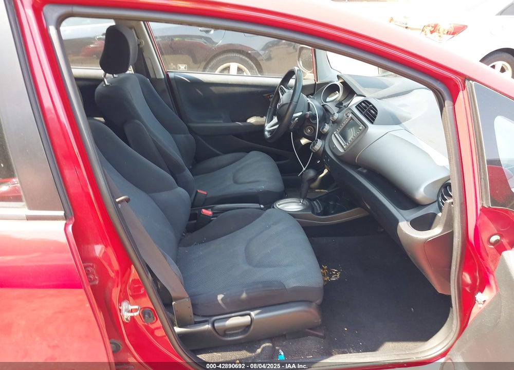 2009 HONDA FIT VIN: JHMGE88609C006110
