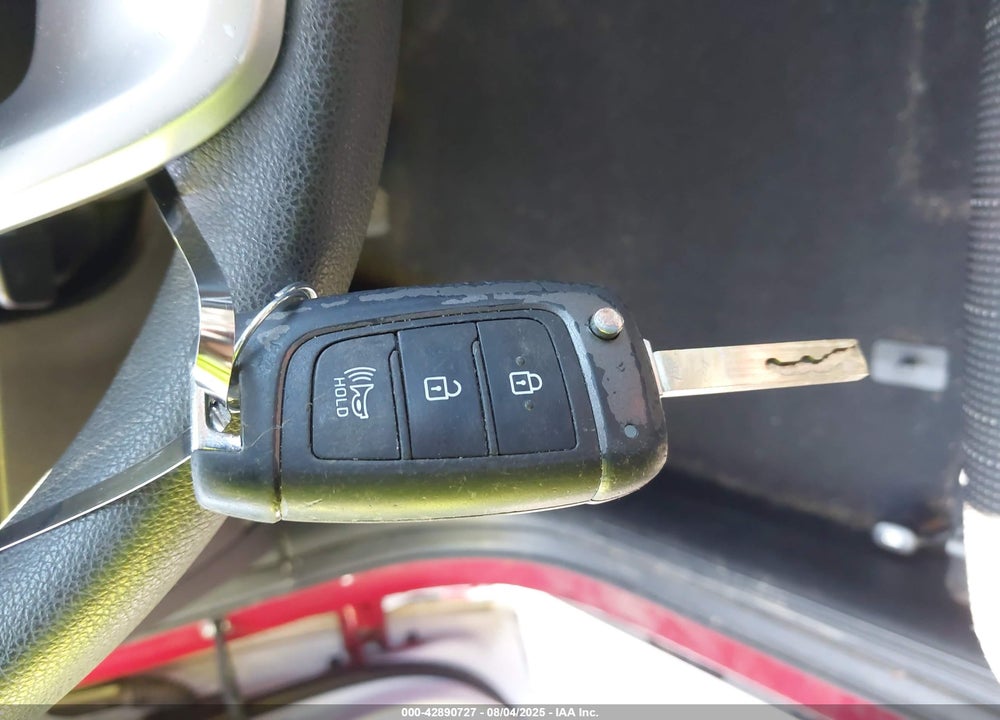 2020 HYUNDAI VENUE VIN: KMHRB8A37LU044126