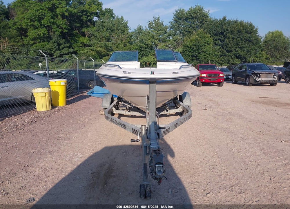 1993 SEA RAY 180 BOW RIDER(**) BOW RIDER SE VIN: SERV3643A393