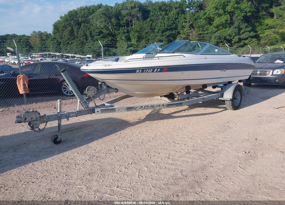 1993 SEA RAY 180 BOW RIDER(**) BOW RIDER SE VIN: SERV3643A393