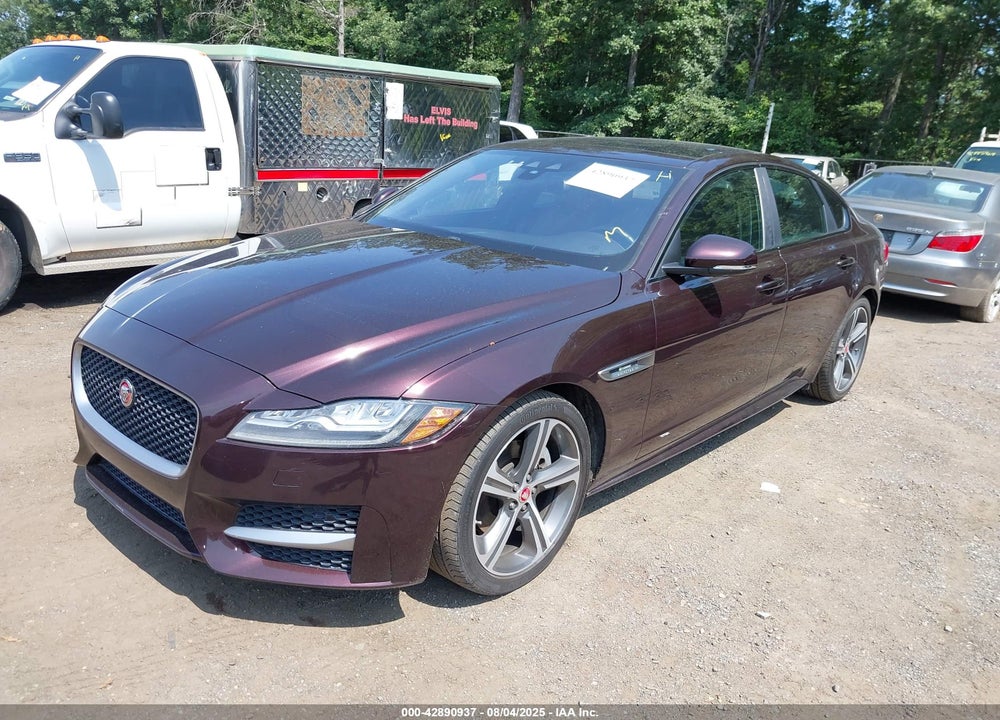 2017 JAGUAR XF VIN: SAJBF4BN0HCY48916