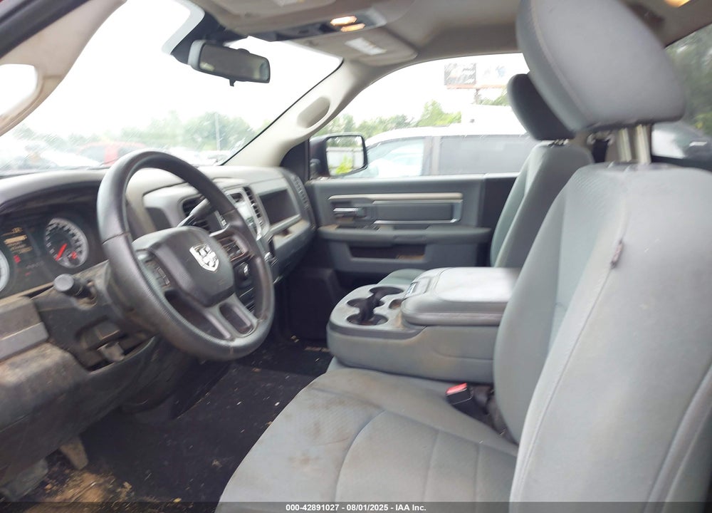 2013 RAM 1500 VIN: 3C6JR6ATXDG572482