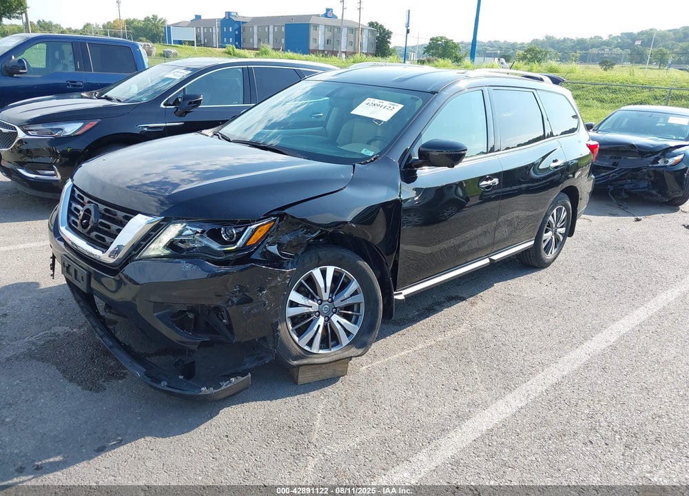 2017 NISSAN PATHFINDER VIN: 5N1DR2MN6HC629891