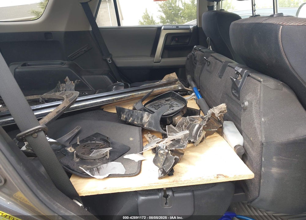 2010 TOYOTA 4RUNNER VIN: JTEBU5JR1A5011158