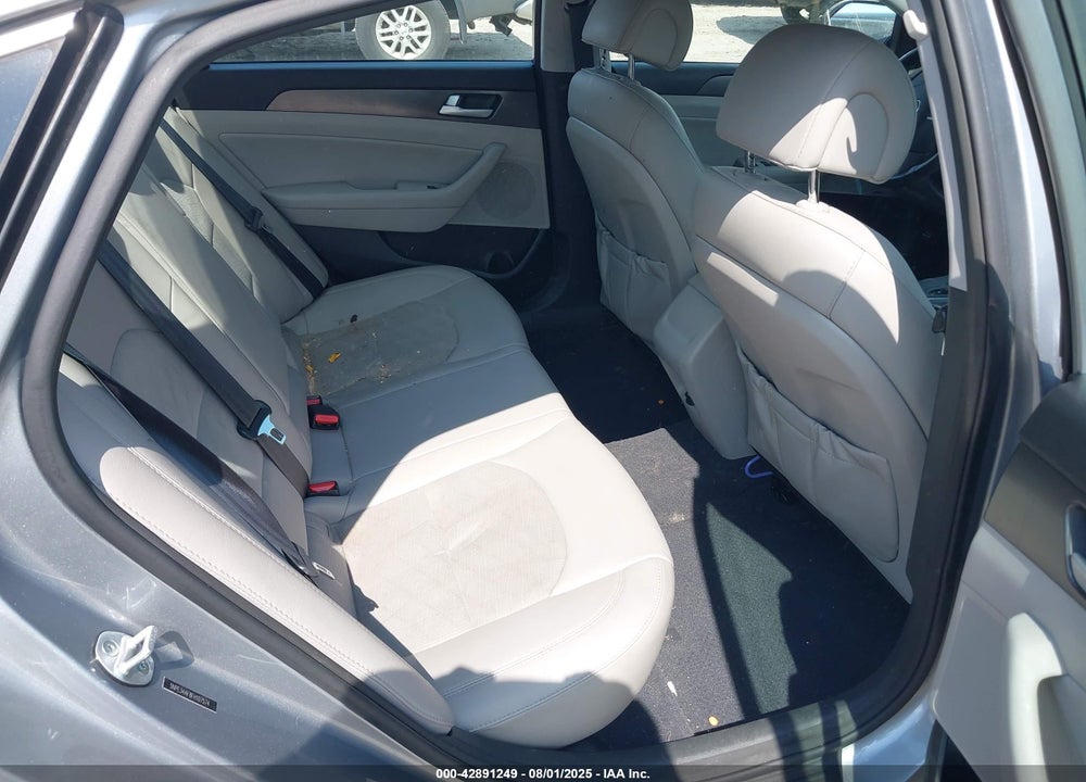 2015 HYUNDAI SONATA VIN: 5NPE34AF8FH107574