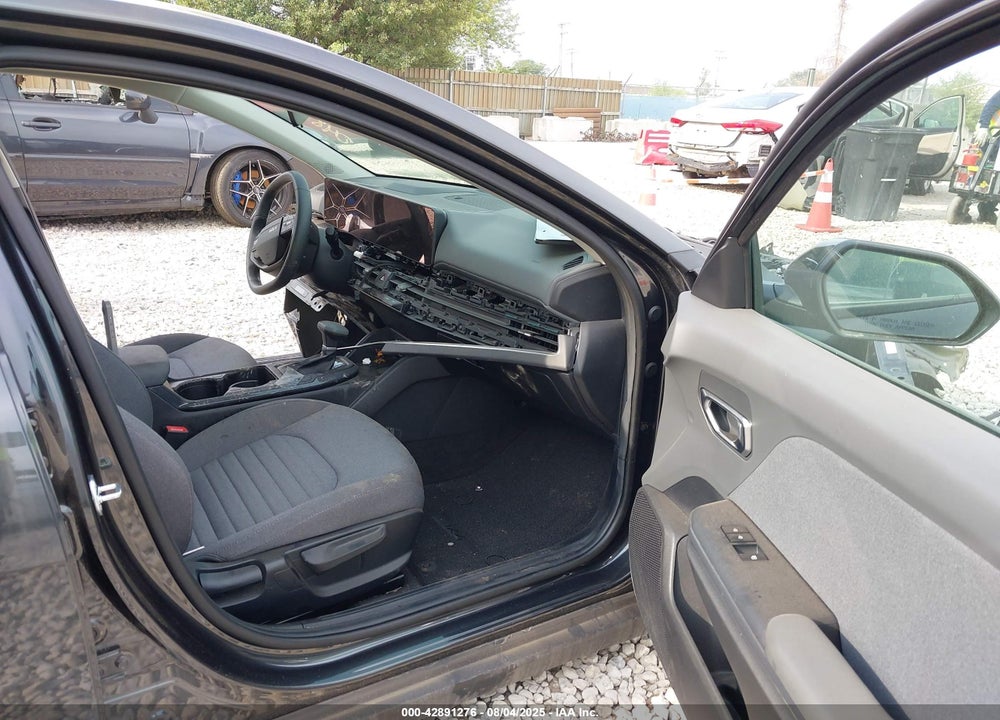 2025 KIA K4 EX VIN: 3KPFU4DE9SE052068