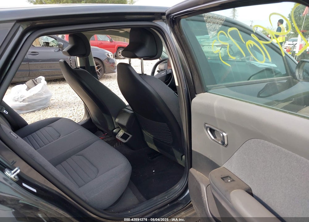 2025 KIA K4 EX VIN: 3KPFU4DE9SE052068