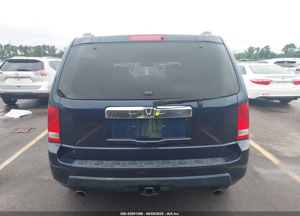 2011 HONDA PILOT VIN: 5FNYF4H53BB049173