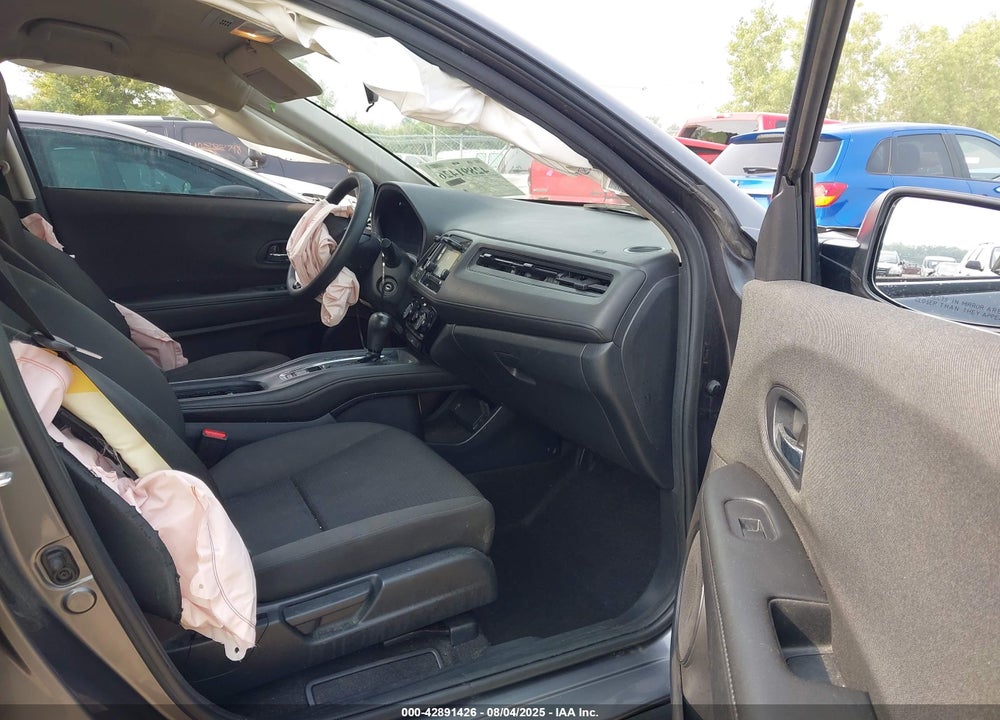 2022 HONDA HR-V AWD LX VIN: 3CZRU6H39NM710106