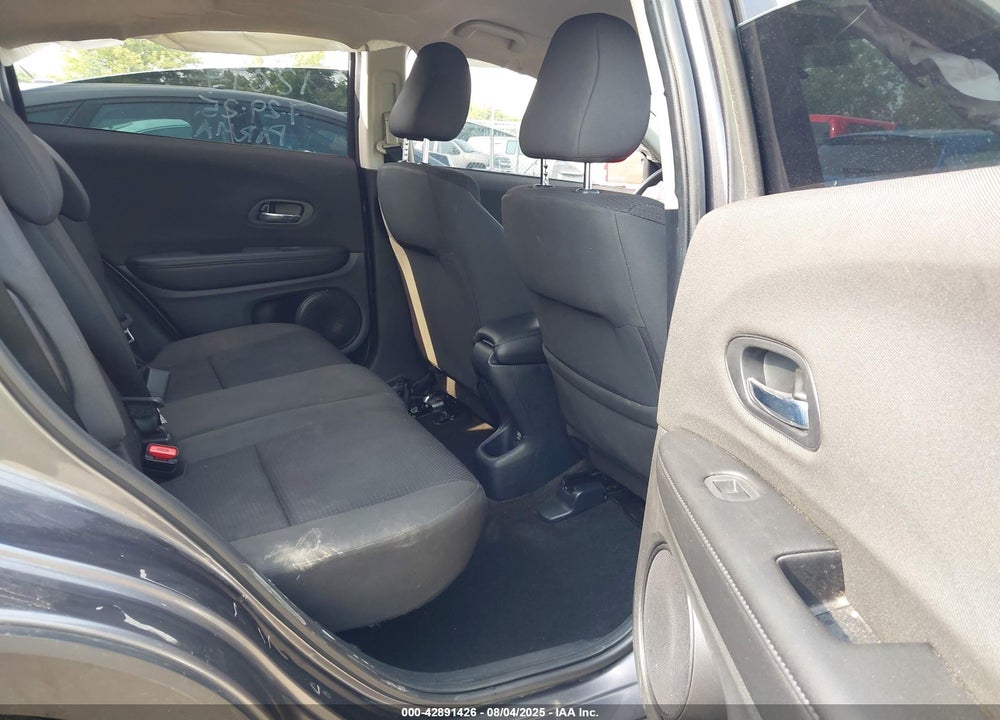 2022 HONDA HR-V AWD LX VIN: 3CZRU6H39NM710106