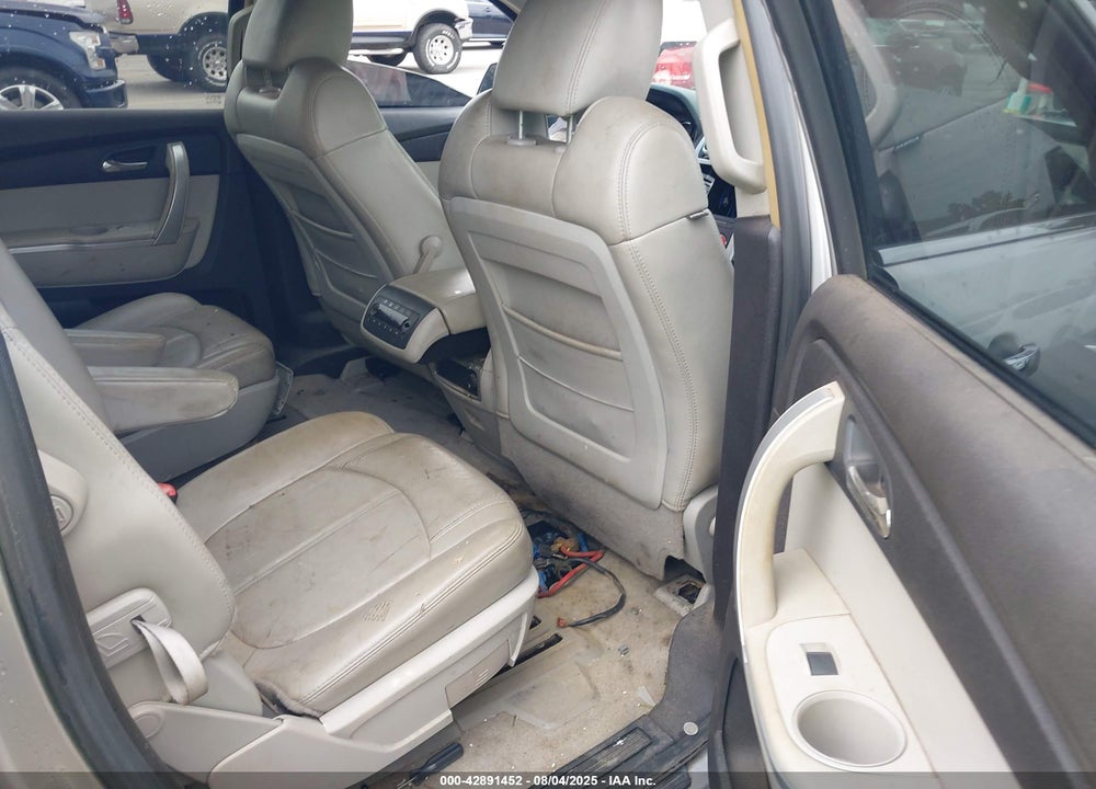2008 GMC ACADIA SLT-1 VIN: 1GKER23768J276306