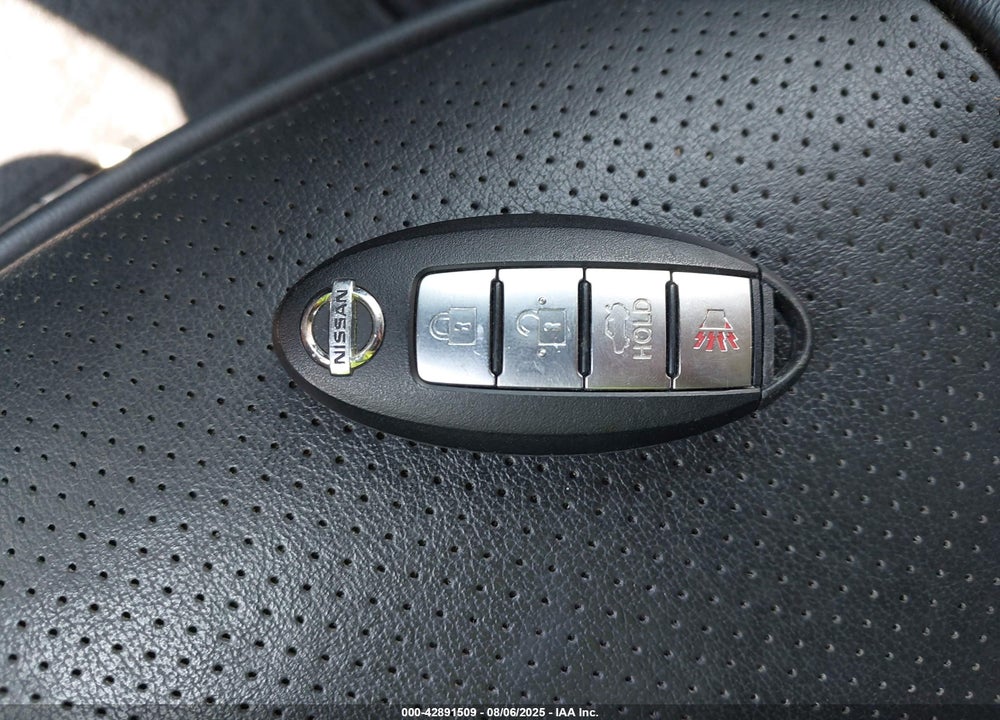 2016 NISSAN SENTRA VIN: 3N1AB7AP1GY321227