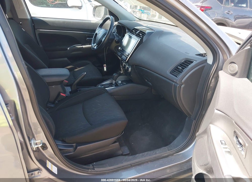 2020 MITSUBISHI OUTLANDER SPORT VIN: JA4AR3AU0LU018017
