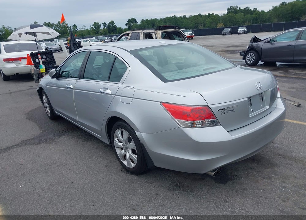 2010 HONDA ACCORD VIN: 1HGCP3F84AA014424