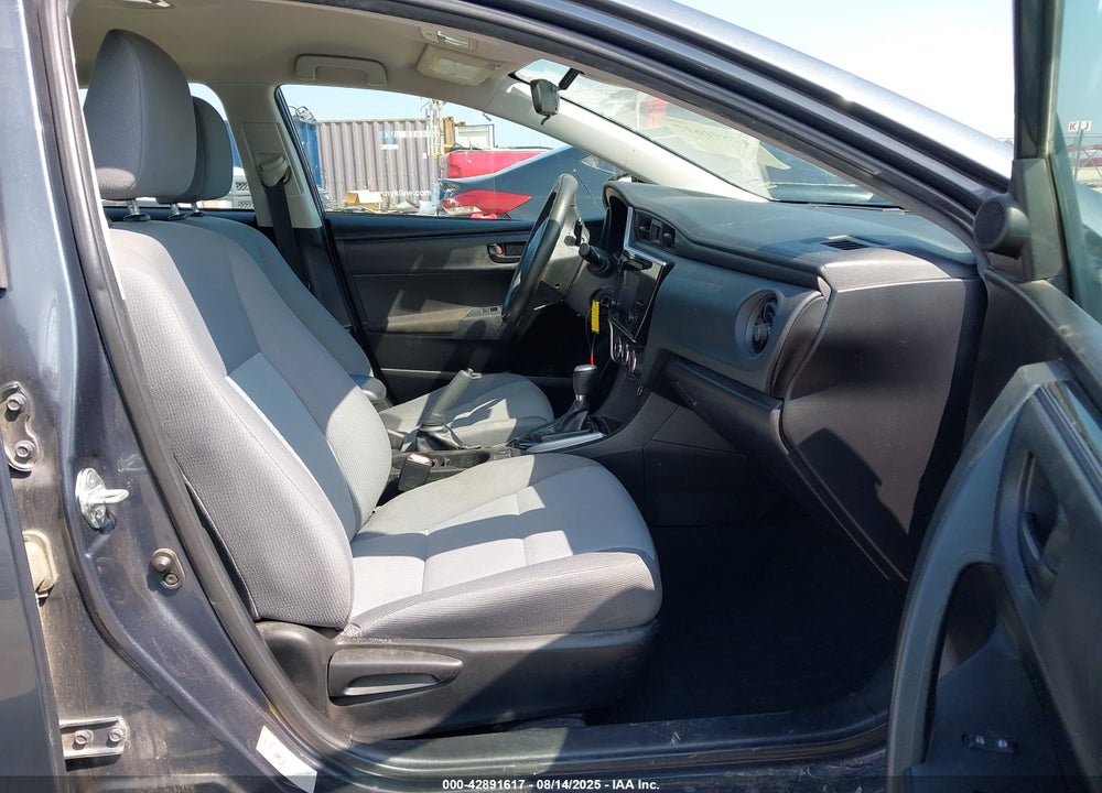 2018 TOYOTA COROLLA VIN: 5YFBURHE4JP838072