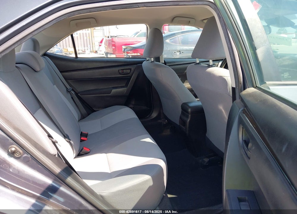 2018 TOYOTA COROLLA VIN: 5YFBURHE4JP838072
