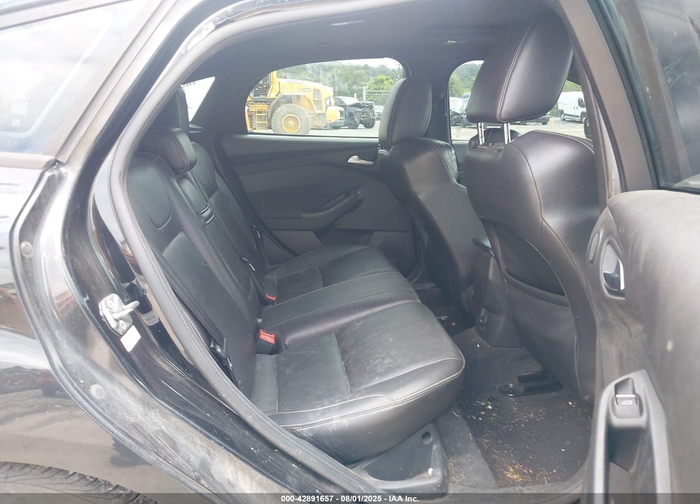 2013 FORD FOCUS VIN: 1FADP3L94DL294702