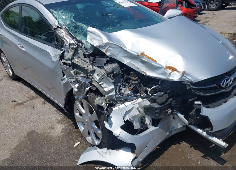 2013 HYUNDAI ELANTRA VIN: 5NPDH4AE6DH311162