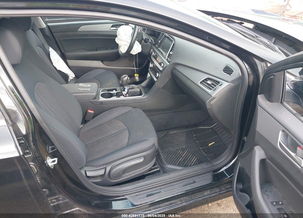 2019 HYUNDAI SONATA SEL VIN: 5NPE34AF2KH746382