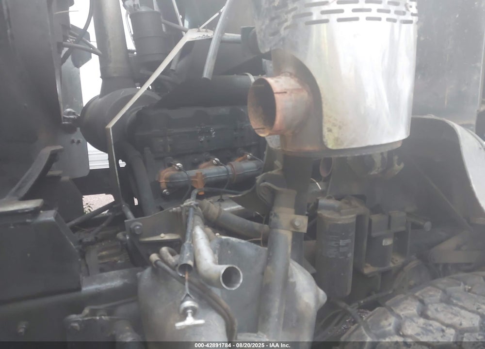 2004 MACK 600 MR600 VIN: 1M2K197C94M023555