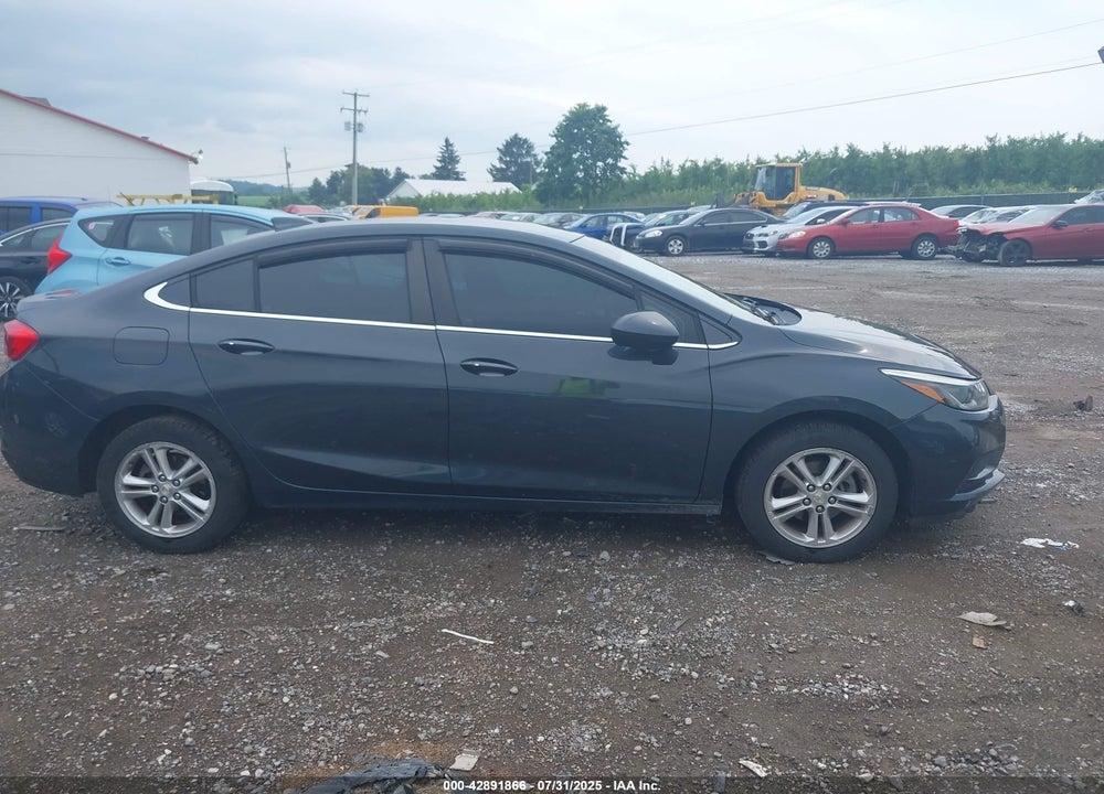 2017 CHEVROLET CRUZE VIN: 1G1BE5SM4H7139728