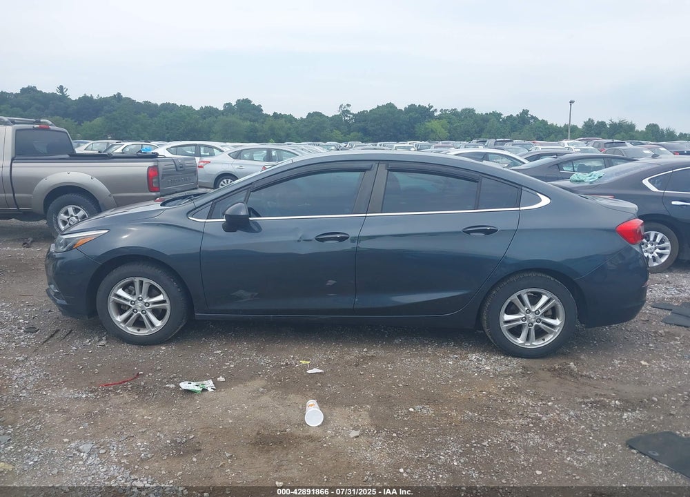 2017 CHEVROLET CRUZE VIN: 1G1BE5SM4H7139728