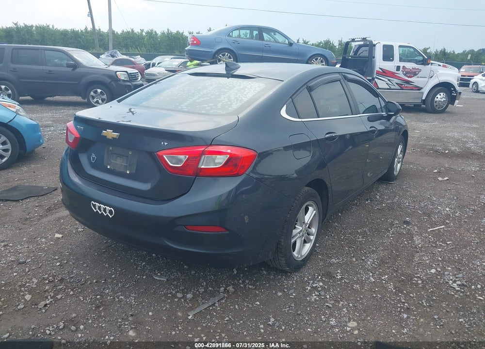 2017 CHEVROLET CRUZE VIN: 1G1BE5SM4H7139728