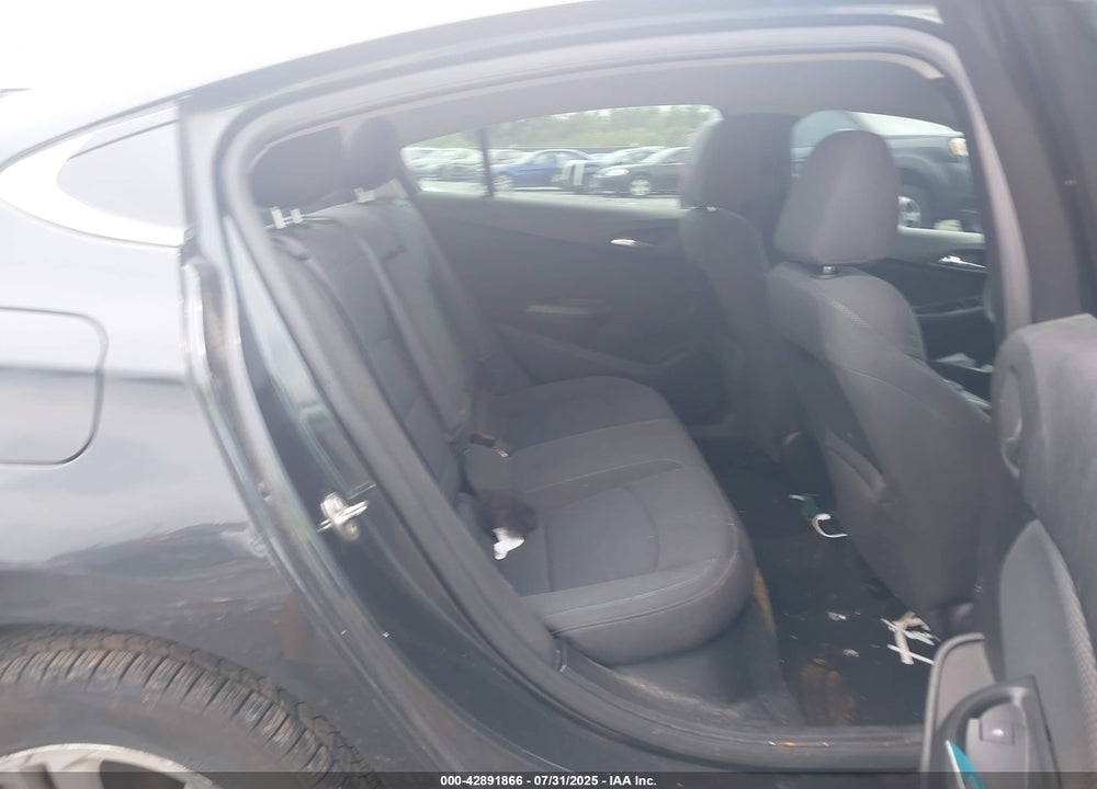 2017 CHEVROLET CRUZE VIN: 1G1BE5SM4H7139728
