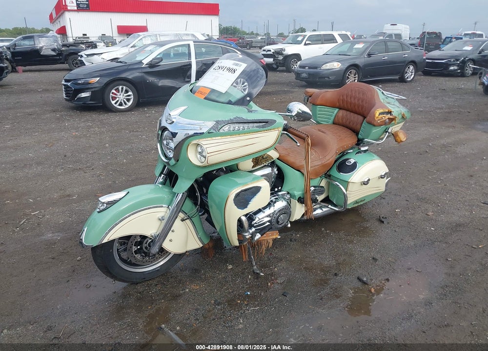 2015 INDIAN MOTORCYCLE CO. ROADMASTER VIN: 56KTRAAA7F3320093