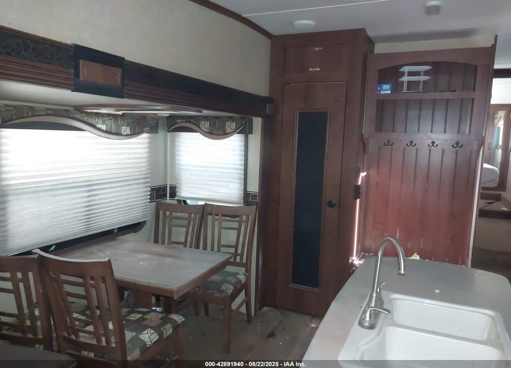 2015 JAYCO EAGLE 28.5RSTS VIN: 1UJCJ0BR9F1PR0102