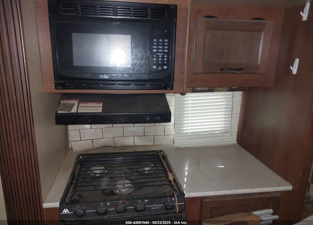 2015 JAYCO EAGLE 28.5RSTS VIN: 1UJCJ0BR9F1PR0102