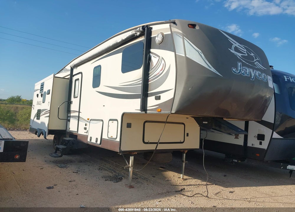 2015 JAYCO EAGLE 28.5RSTS VIN: 1UJCJ0BR9F1PR0102