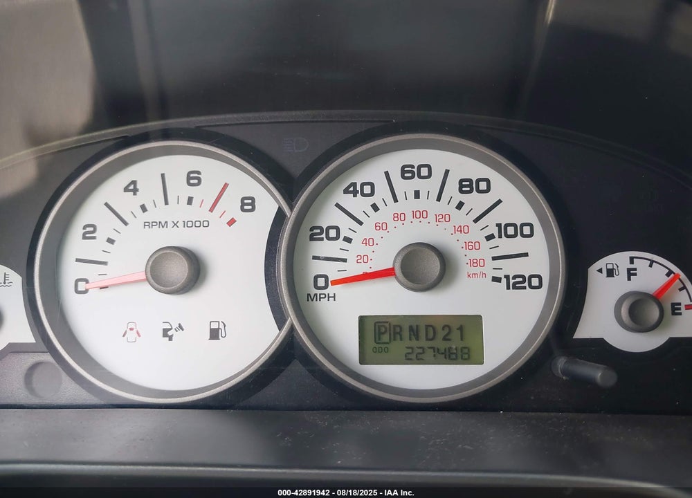 2006 FORD ESCAPE VIN: 1FMCU03166KD01757