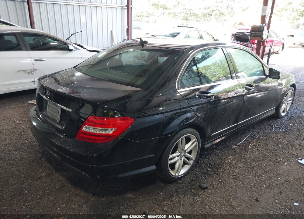 2014 MERCEDES-BENZ C CLASS VIN: WDDGF4HB7EG216619