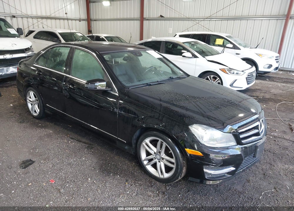 2014 MERCEDES-BENZ C CLASS VIN: WDDGF4HB7EG216619