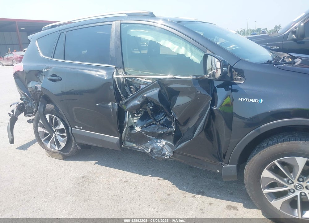2017 TOYOTA RAV4 HYBRID VIN: JTMRJREVXHD124407