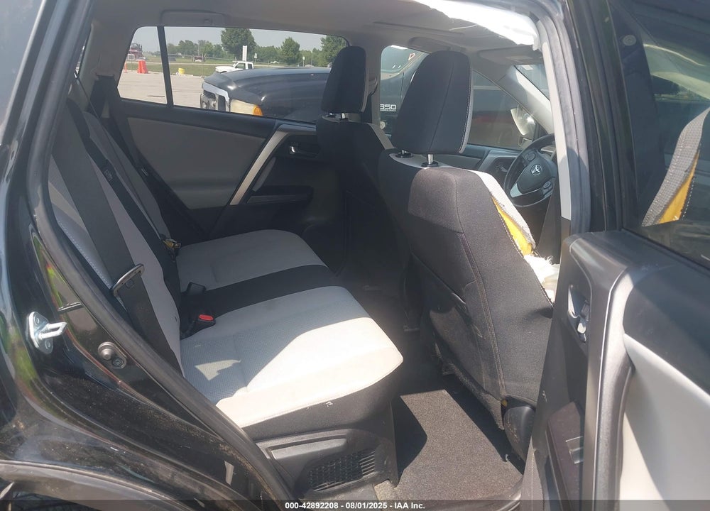 2017 TOYOTA RAV4 HYBRID VIN: JTMRJREVXHD124407