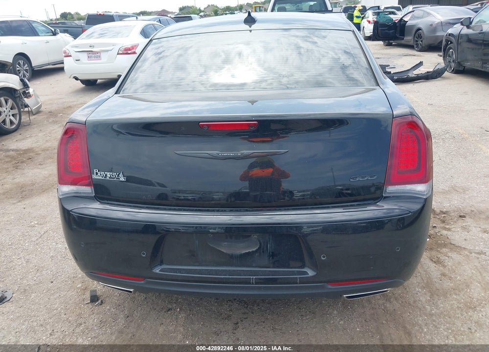 2023 CHRYSLER 300 VIN: 2C3CCADG5PH525180