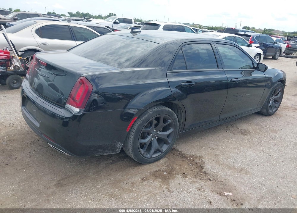 2023 CHRYSLER 300 VIN: 2C3CCADG5PH525180