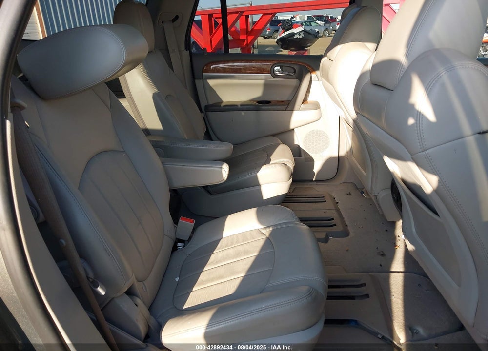 2011 BUICK ENCLAVE 2XL VIN: 5GAKRCED9BJ172540