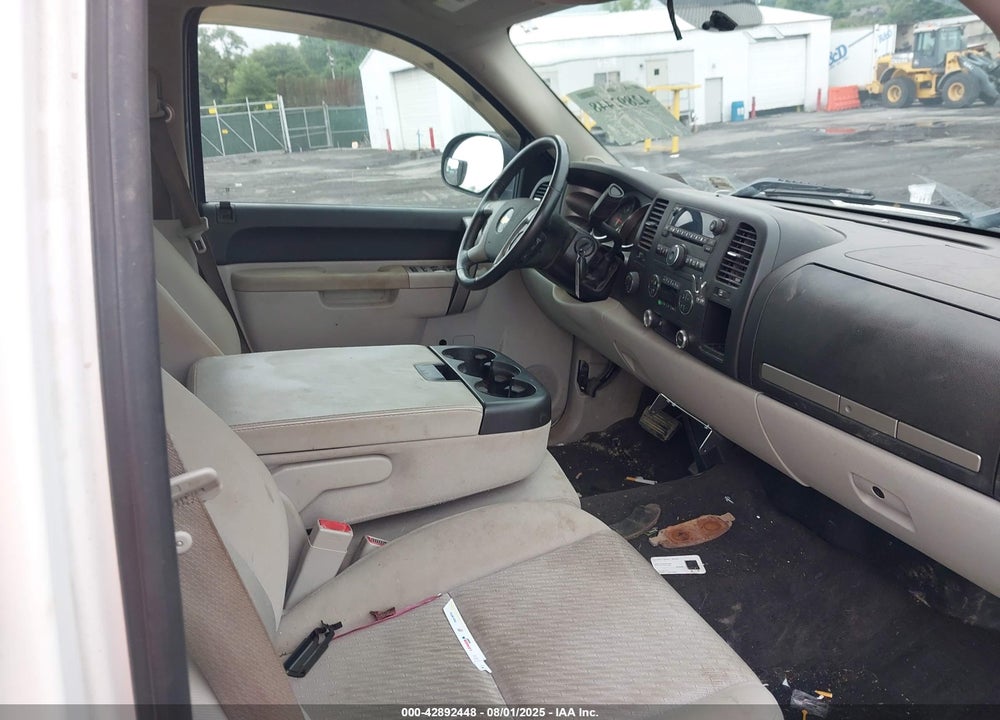 2010 CHEVROLET SILVERADO 1500 VIN: 3GCRKSE30AG227573